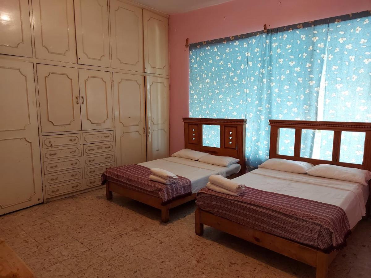 Hotel Las Palmas เควนาวากา ภายนอก รูปภาพ