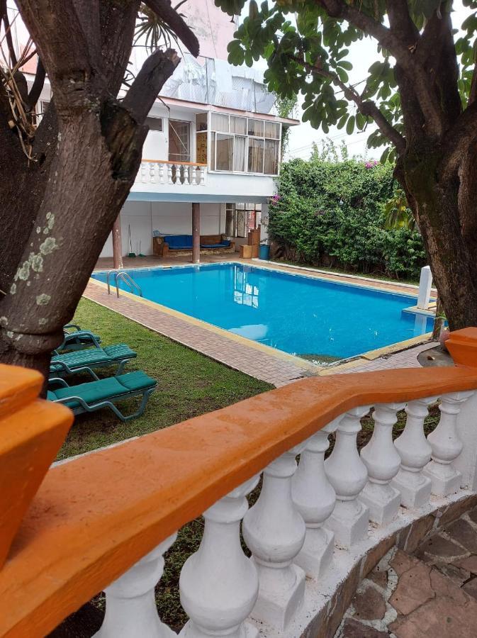 Hotel Las Palmas เควนาวากา ภายนอก รูปภาพ